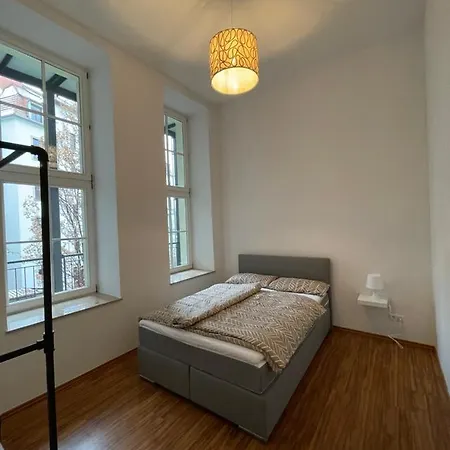 Ferienwohnung Wohlfuehlen In Perfekter Lage Dresden Exterior foto